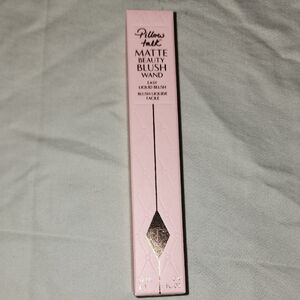Charlotte Tilbury Matte Beauty Blush Wand - Soft Pink Packaging